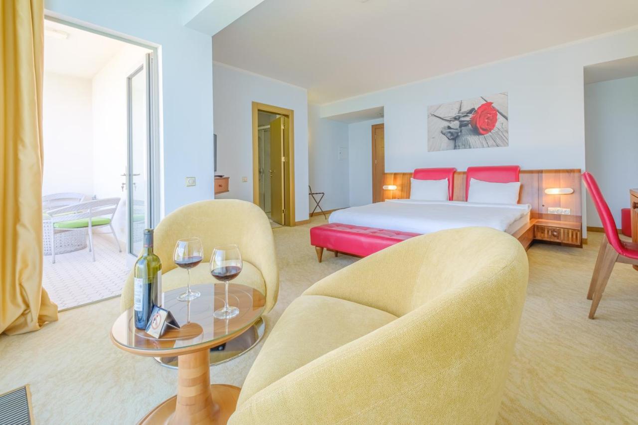 Castello Mare All Inclusive Resort Batumi Kültér fotó